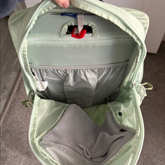 Osprey Tempest 22L Women’s Lightweight Hiking Backpack - Picture 7 of 7